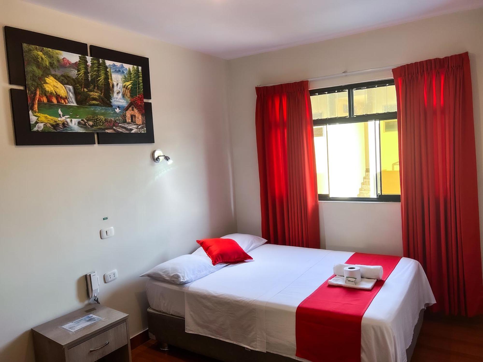 Residencial Marina House Hotel Tarapoto Buitenkant foto