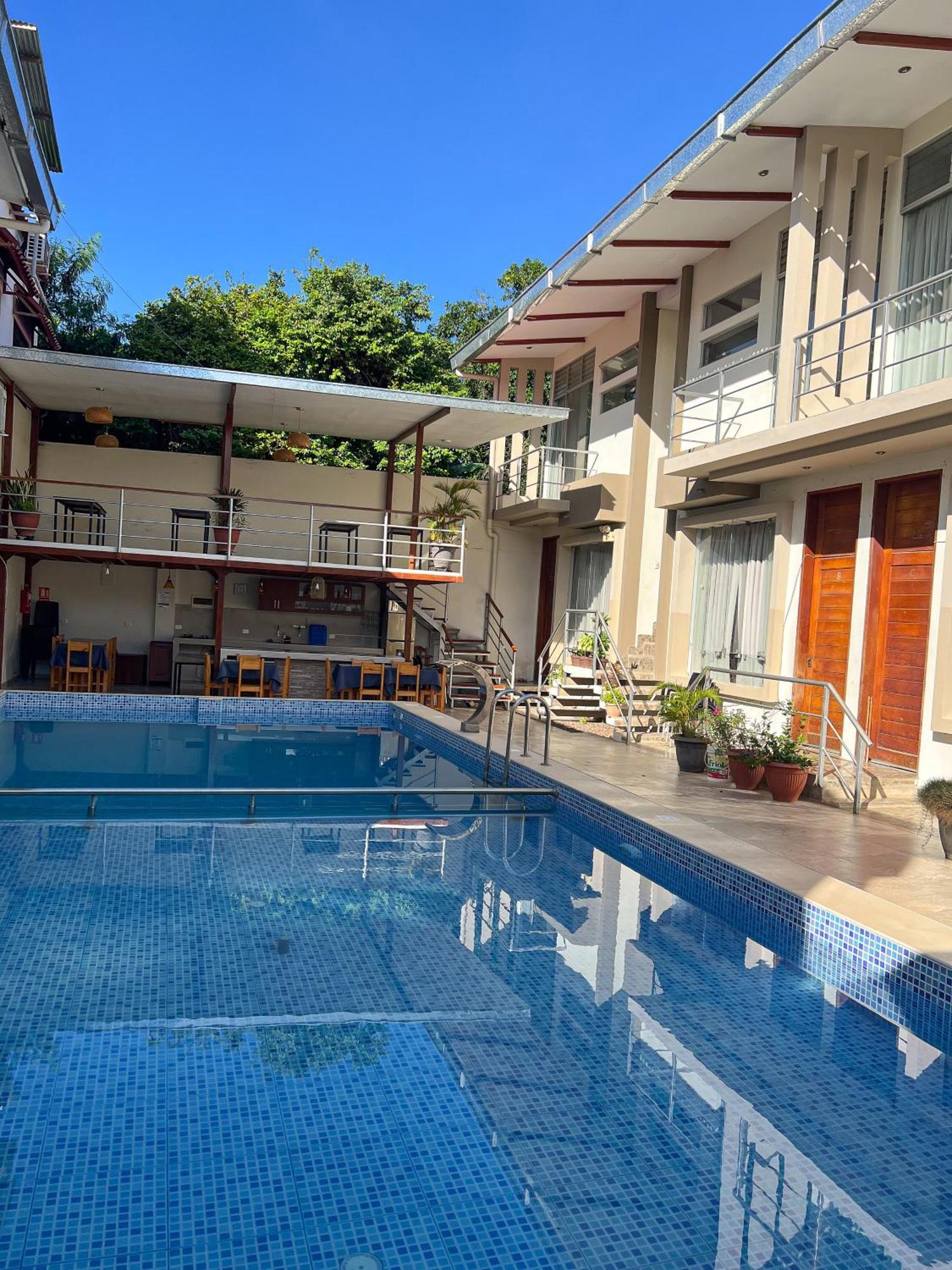 Residencial Marina House Hotel Tarapoto Buitenkant foto