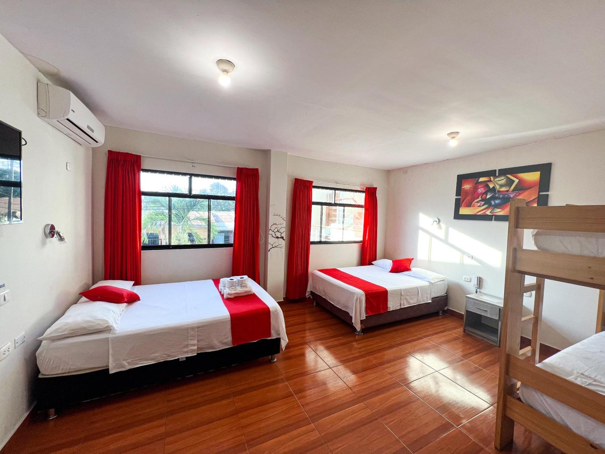 Residencial Marina House Hotel Tarapoto Buitenkant foto
