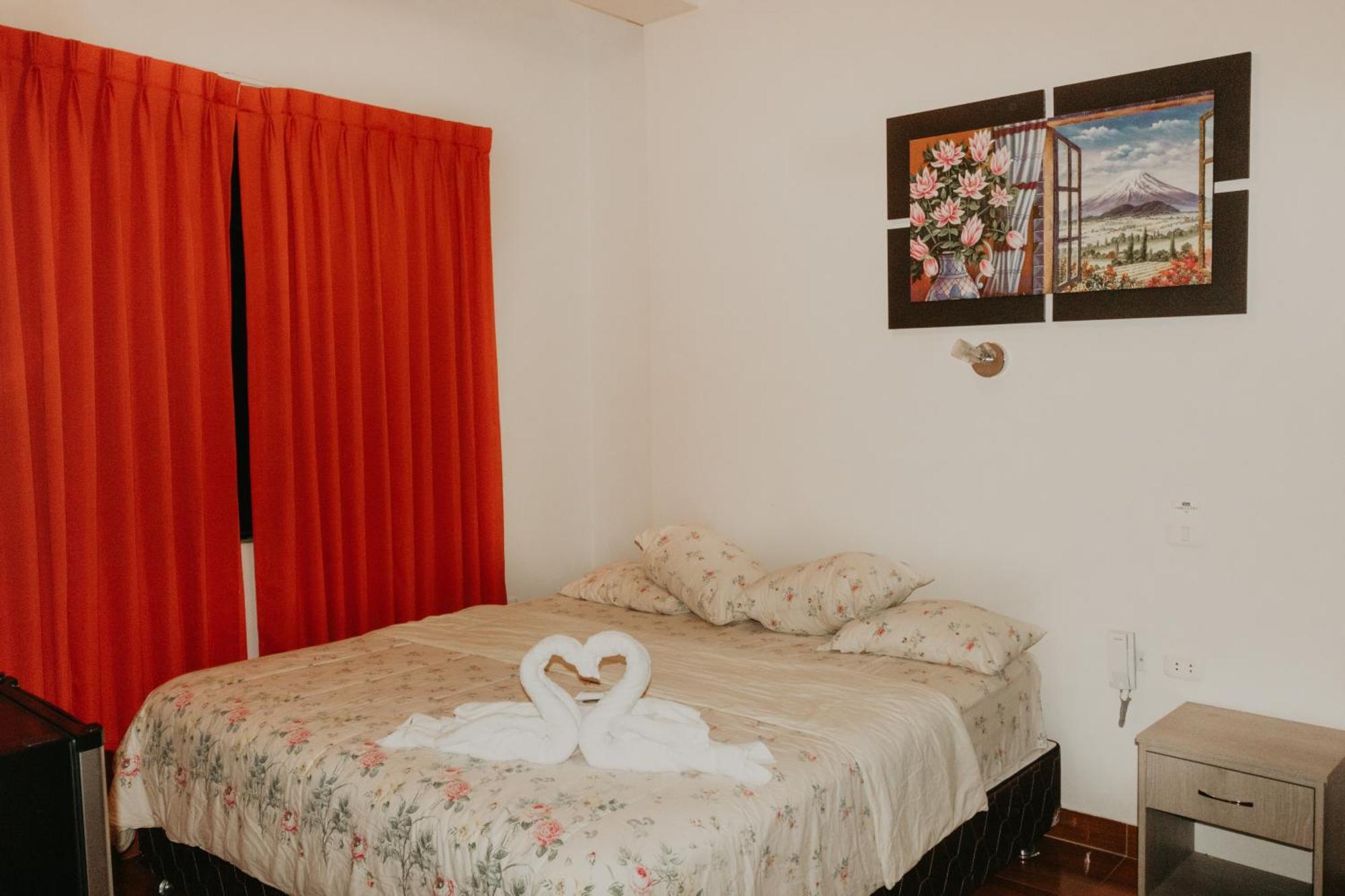 Residencial Marina House Hotel Tarapoto Buitenkant foto