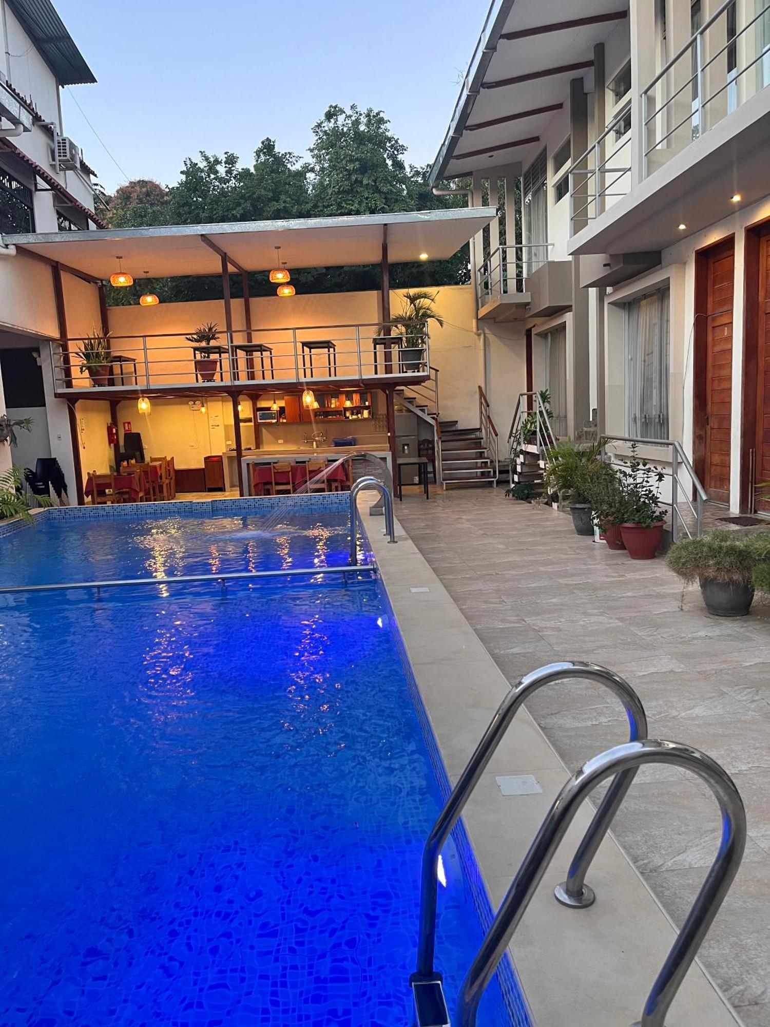 Residencial Marina House Hotel Tarapoto Buitenkant foto